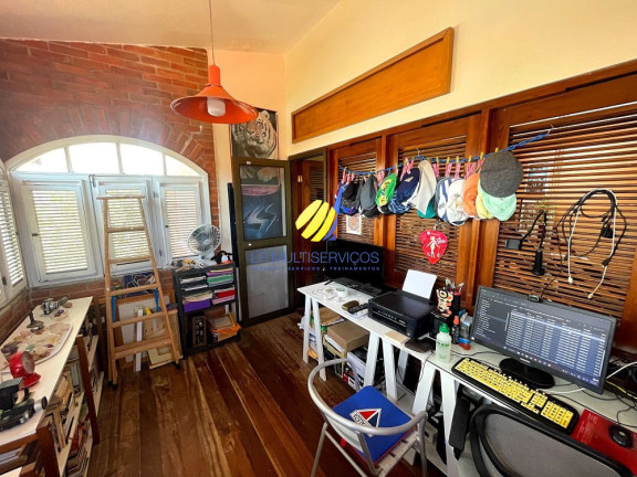 Imagem Casa com 4 Quartos à Venda, 200 m² em Edson Queiroz - Fortaleza Imagem Casa com 4 Quartos à Venda, 200 m² em Edson Queiroz - Fortaleza