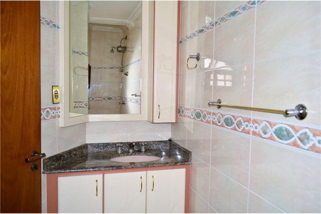 Imagem Casa com 3 Quartos à Venda, em Tatuapé - São Paulo Imagem Casa com 3 Quartos à Venda, em Tatuapé - São Paulo