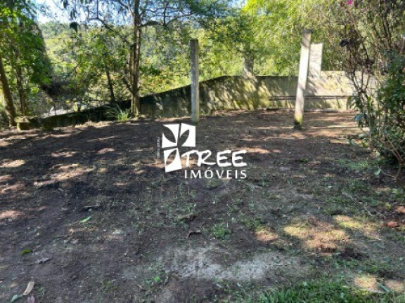 Terreno à Venda, 1.548 m² em Jardim Santo Antônio - Arujá