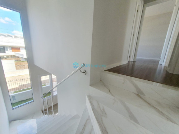 Imagem Sobrado com 3 Quartos à Venda, 128 m² em Nossa Senhora Das Graças - Canoas