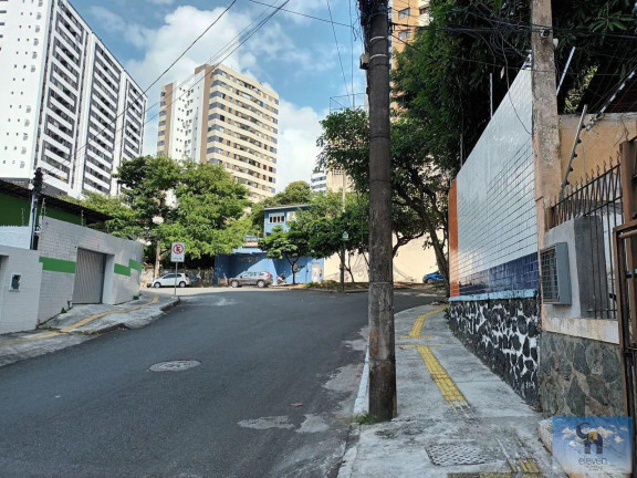 Imagem Casa com 5 Quartos à Venda, 370 m² em Pituba - Salvador Imagem Casa com 5 Quartos à Venda, 370 m² em Pituba - Salvador