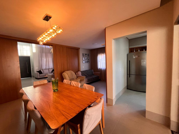 Imagem Casa com 3 Quartos à Venda, 432 m² em Condomínio Residencial Vila Jardim - Cuiabá