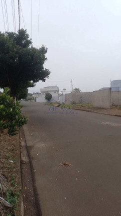 Imagem Terreno à Venda, 250 m² em Jardim Kanebo - Pirassununga