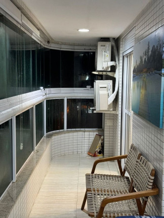 Imagem Apartamento com 3 Quartos à Venda, 170 m² em Caiçara - Praia Grande