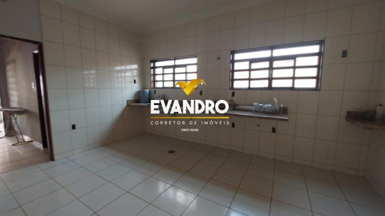 Imagem Casa com 5 Quartos à Venda, 720 m² em Boa Esperança - Cuiabá