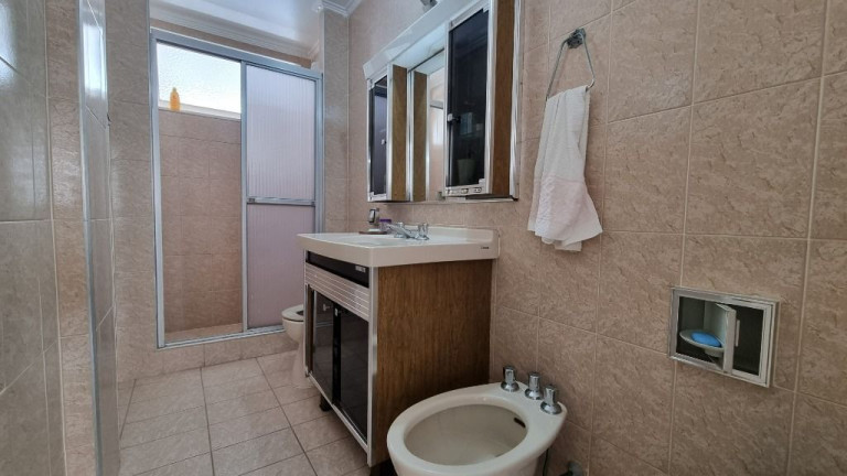 Imagem Apartamento com 3 Quartos à Venda, 120 m² em Pitangueiras - Guarujá