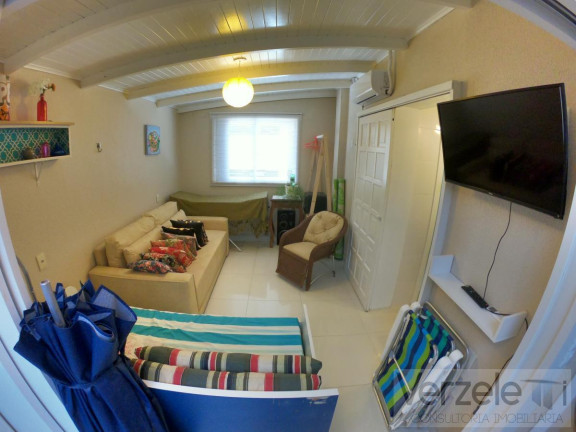 Imagem Apartamento com 3 Quartos para Temporada, 130 m² em Centro - Balneário Camboriú Imagem Apartamento com 3 Quartos para Temporada, 130 m² em Centro - Balneário Camboriú