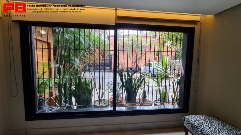 Imagem Casa com 2 Quartos à Venda, 200 m² em Vila Olímpia - São Paulo Imagem Casa com 2 Quartos à Venda, 200 m² em Vila Olímpia - São Paulo