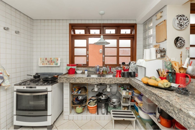 Imagem Casa com 3 Quartos à Venda, 220 m² em Vila Mariana - São Paulo Imagem Casa com 3 Quartos à Venda, 220 m² em Vila Mariana - São Paulo