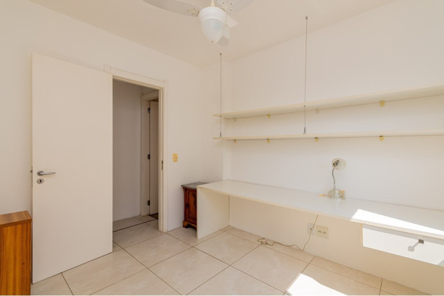 Imagem Apartamento com 2 Quartos à Venda, 63 m² em Passo Da Areia - Porto Alegre Imagem Apartamento com 2 Quartos à Venda, 63 m² em Passo Da Areia - Porto Alegre