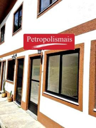 Imagem Apartamento com 2 Quartos à Venda,  em São Sebastião - Petrópolis