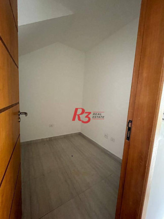 Imagem Casa com 2 Quartos à Venda, 110 m² em Embaré - Santos