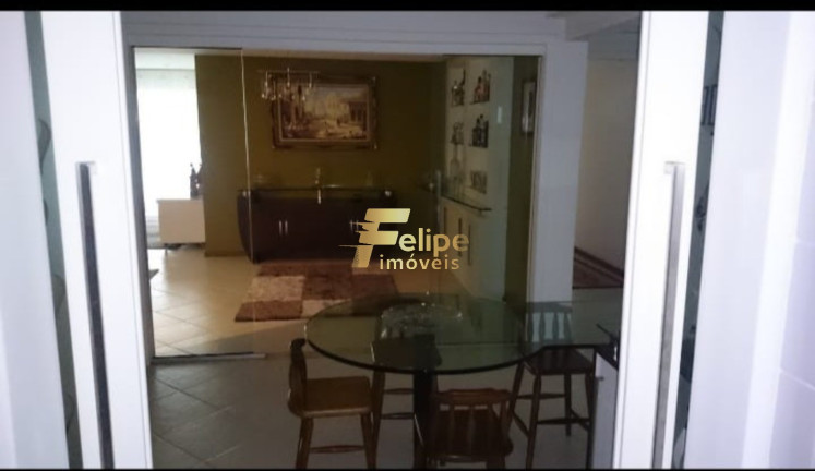 Imagem Imóvel com 4 Quartos à Venda, 250 m² em Praia Da Costa - Vila Velha Imagem Imóvel com 4 Quartos à Venda, 250 m² em Praia Da Costa - Vila Velha