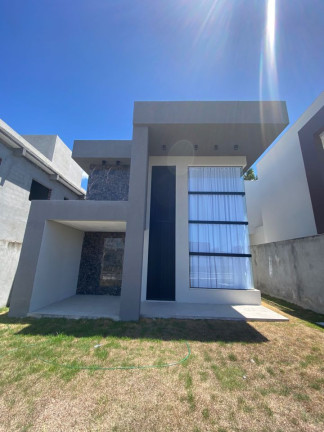 Imagem Casa com 3 Quartos à Venda, 250 m² em Estrada Do Coco - Lauro De Freitas Imagem Casa com 3 Quartos à Venda, 250 m² em Estrada Do Coco - Lauro De Freitas