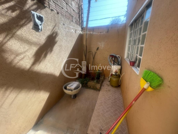 Imagem Casa com 2 Quartos à Venda, 11 m² em Vila Taveirópolis - Campo Grande