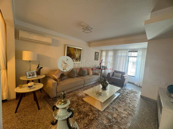 Casa com 3 Quartos à Venda, 225 m² em Embare - Santos