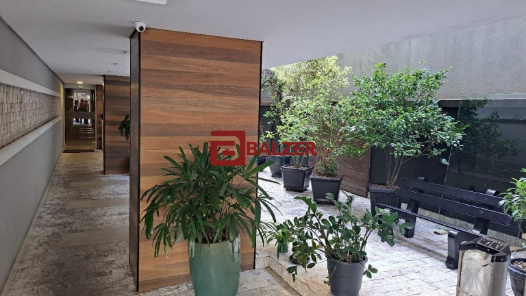 Imagem Apartamento com 2 Quartos à Venda, 71 m² em Centro - Florianópolis Imagem Apartamento com 2 Quartos à Venda, 71 m² em Centro - Florianópolis