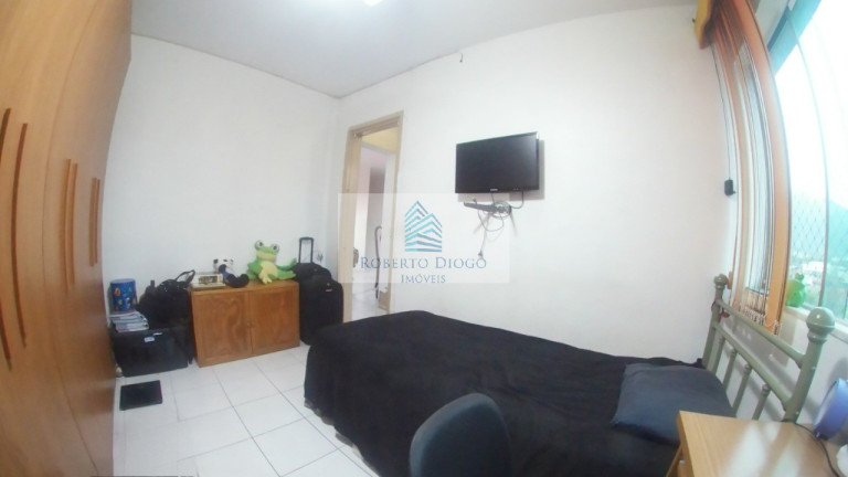 Imagem Imóvel com 2 Quartos à Venda, 50 m² em Camorim - Rio De Janeiro Imagem Imóvel com 2 Quartos à Venda, 50 m² em Camorim - Rio De Janeiro