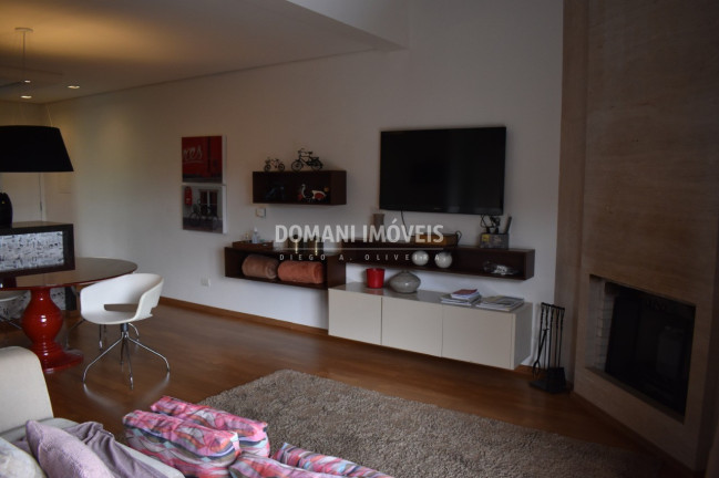 Imagem Imóvel com 3 Quartos à Venda, 132 m² em Região Do Jaguaribe - Campos Do Jordão Imagem Imóvel com 3 Quartos à Venda, 132 m² em Região Do Jaguaribe - Campos Do Jordão