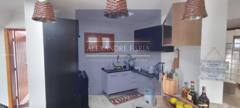 Imagem Casa com 3 Quartos à Venda, 187 m² em Cigarras - São Sebastião