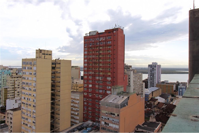 Imagem Sala Comercial à Venda, em Centro Histórico - Porto Alegre Imagem Sala Comercial à Venda, em Centro Histórico - Porto Alegre