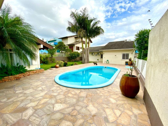 Imagem Casa com 3 Quartos à Venda, 338 m² em Jardim Itália - Chapecó