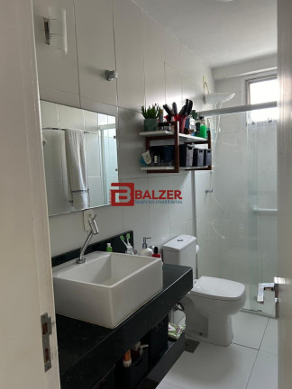 Imagem Apartamento com 2 Quartos à Venda, 66 m² em Centro - Florianópolis Imagem Apartamento com 2 Quartos à Venda, 66 m² em Centro - Florianópolis