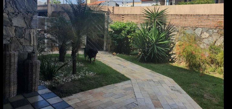 Imagem Casa com 4 Quartos à Venda, 871 m² em Coroa Do Meio - Aracaju Imagem Casa com 4 Quartos à Venda, 871 m² em Coroa Do Meio - Aracaju