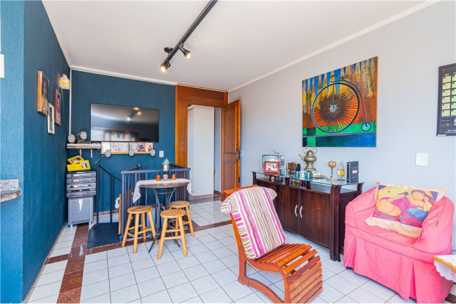 Imagem Apartamento com 3 Quartos à Venda, 154 m² em Teresópolis - Porto Alegre