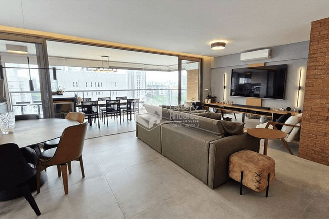 Apartamento com 3 Quartos à Venda, 141 m² em Brooklin Paulista - São Paulo