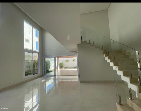 Imagem Casa com 4 Quartos à Venda, 342 m² em Jardins Valência - Goiânia Imagem Casa com 4 Quartos à Venda, 342 m² em Jardins Valência - Goiânia