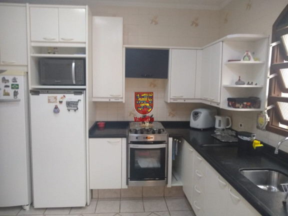 Imagem Casa com 3 Quartos à Venda, em Capoeiras - Florianópolis Imagem Casa com 3 Quartos à Venda, em Capoeiras - Florianópolis