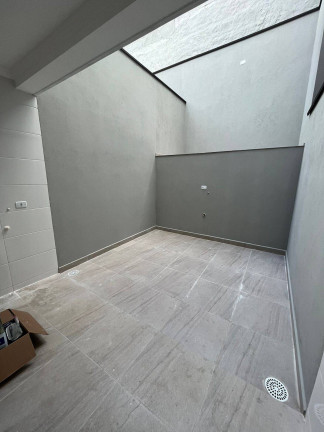 Imagem Sobrado com 3 Quartos à Venda, em Parque Tomas Saraiva - São Paulo Imagem Sobrado com 3 Quartos à Venda, em Parque Tomas Saraiva - São Paulo