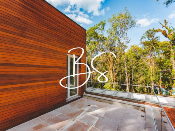 Imagem Casa com 4 Quartos à Venda, 1.096 m² em Centro - Gramado