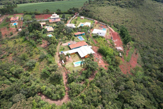 Imagem Chácara com 4 Quartos à Venda, 2.000 m² em Centro - Itatiaiuçu