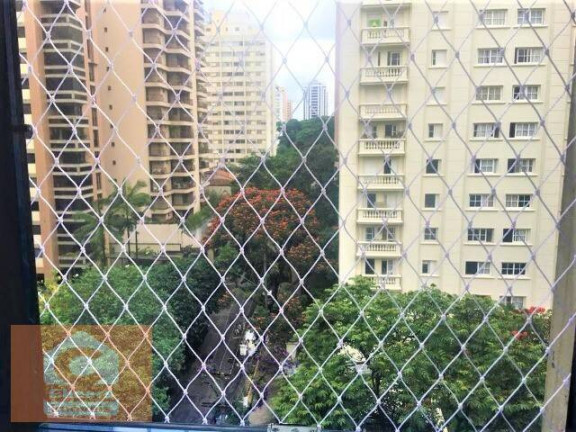 Apartamento com 2 Quartos para Alugar, 82 m² em Moema - São Paulo