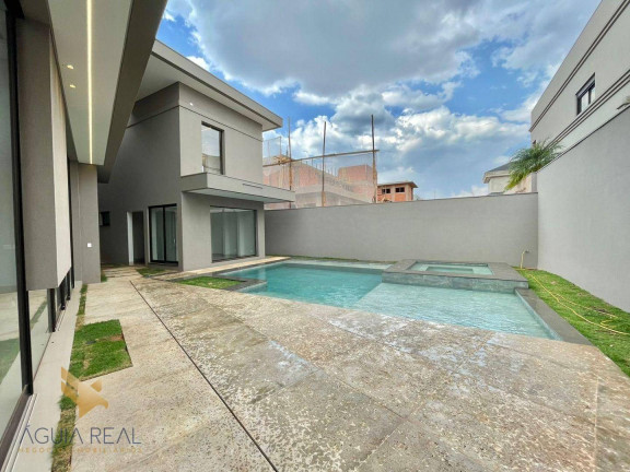 Imagem Sobrado com 3 Quartos à Venda, 705 m² em Jardim Veraneio - Campo Grande Imagem Sobrado com 3 Quartos à Venda, 705 m² em Jardim Veraneio - Campo Grande