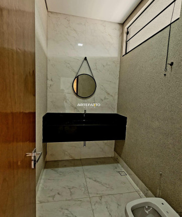 Imagem Casa com 2 Quartos à Venda, 126 m²