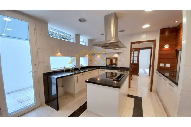 Imagem Casa com 3 Quartos para Alugar, 450 m² em Vila Nova Conceição - São Paulo Imagem Casa com 3 Quartos para Alugar, 450 m² em Vila Nova Conceição - São Paulo