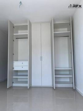 Imagem Apartamento com 4 Quartos à Venda, 239 m² em Charitas - Niterói