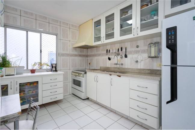 Imagem Apartamento com 2 Quartos à Venda, 124 m² em Itaim Bibi - São Paulo