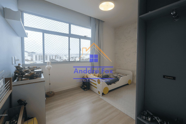 Imagem Imóvel com 4 Quartos à Venda, 182 m² em Grajaú - Rio De Janeiro Imagem Imóvel com 4 Quartos à Venda, 182 m² em Grajaú - Rio De Janeiro
