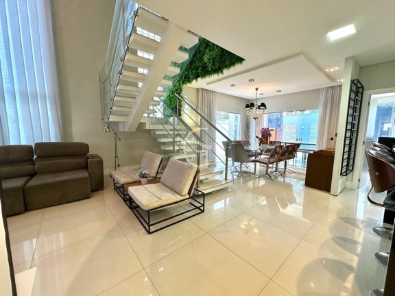 Imagem Casa com 3 Quartos à Venda,  em América - Joinville