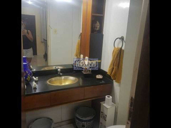Imagem Casa de Vila com 4 Quartos à Venda, 180 m² em Tijuca - Rio De Janeiro