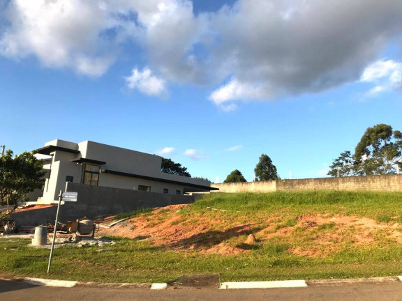 Terreno à Venda, 360 m² em Jardim Paraíso Da Usina - Atibaia