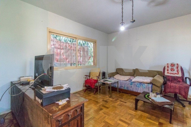 Imagem Casa com 4 Quartos à Venda, 170 m² em Jardim São Pedro - Porto Alegre Imagem Casa com 4 Quartos à Venda, 170 m² em Jardim São Pedro - Porto Alegre