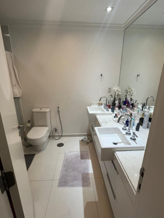 Imagem Apartamento com 4 Quartos à Venda, 234 m² em Embaré - Santos