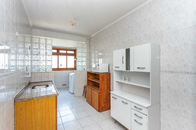 Imagem Imóvel com 2 Quartos à Venda,  em Passo Da Areia - Porto Alegre