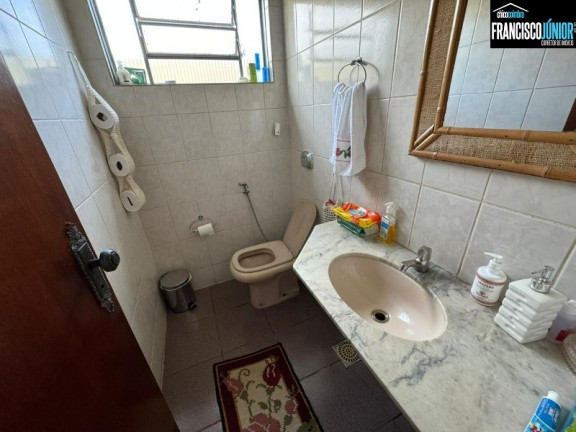 Imagem Casa com 4 Quartos à Venda, 464 m² em Setor Campinas - Goiânia