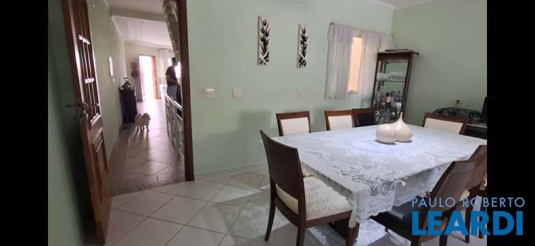 Imagem Sobrado com 3 Quartos à Venda, 288 m² em Vila Assunção - Santo André Imagem Sobrado com 3 Quartos à Venda, 288 m² em Vila Assunção - Santo André
